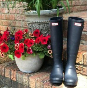 HUNTER BOOTS: Original Women's Tall Refined Fit :)